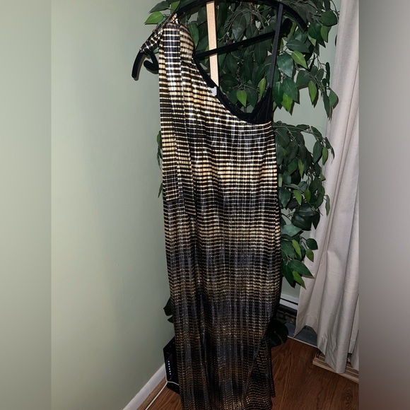 VIVIENNE HI One Shoulder Black/Gold Metallic MIDI Tent Dress Size 6 NWT - Picture 1 of 5